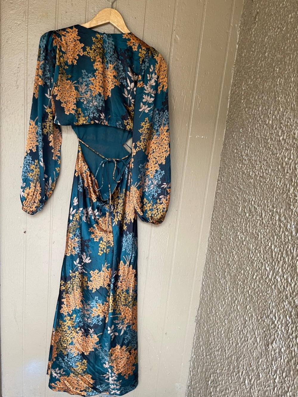 Astr Floral Maxi Dress in Teal and Burnt Orange - Picture 6 of 15